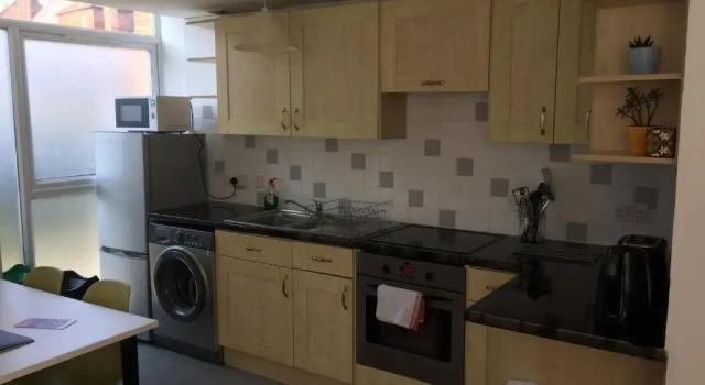 Апартаменты Цокольный этаж Chichester City Centre Apartments on the Pallants