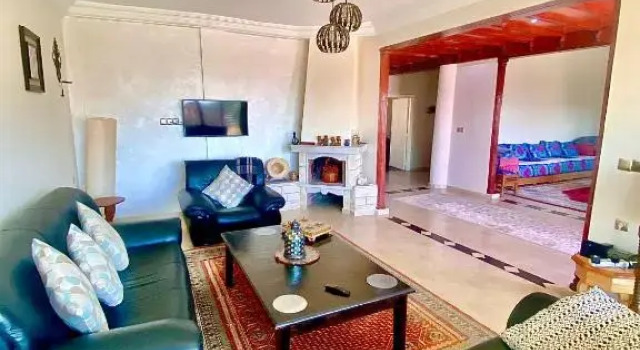 ATGAL Ferme Dhote, Book Hotel Hotels in Azrou with Parking, Parking
