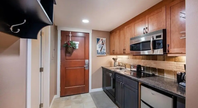 Студия Premium Unit 4371- Fraser Crossing/founders Pointe Condo
