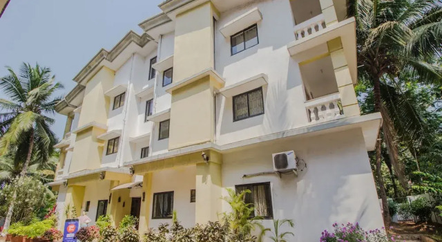 OYO 12036 Home with Pool 1BHK Varca, Rezerwuj Hotel Hotele w Varca z basenem, Basen