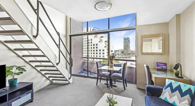 Апартаменты Executive с балконом и с видом на гавань Metro Apartments on Darling Harbour