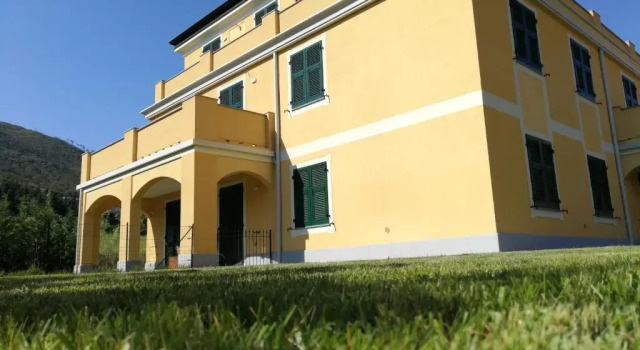 Santa Caterina, Забронировать Отель Отели в центре Леванто, в центре, Парковка
