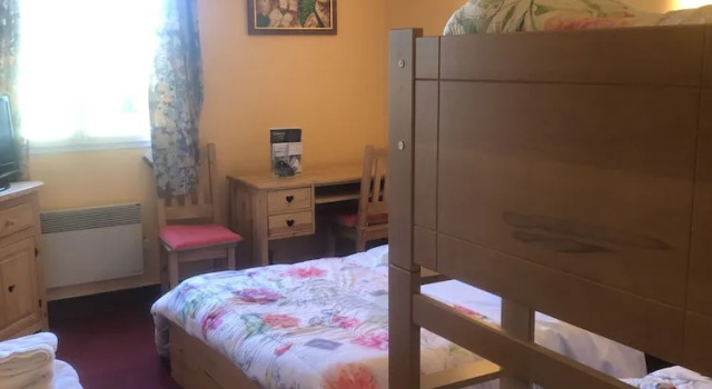 Четырёхместный номер Standard Hôtel Restaurant La Manse