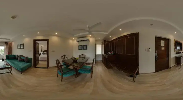 Standard- familie værelse med altan Mayfair Beach Resort Puri