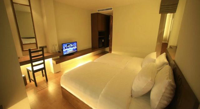 Двухместный номер Superior Silom One