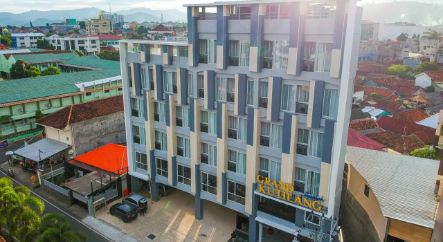 Hotel Grand Kutilang, Book Hotel Hotels in Sumatra with Breakfast, Breakfasts