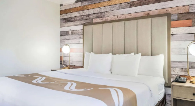 Двухместный номер Standard с балконом Quality Inn South Lake Tahoe
