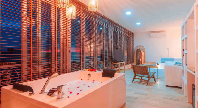 Двухместный номер Deluxe MARE MARIN BOUTIQUE HOTEL
