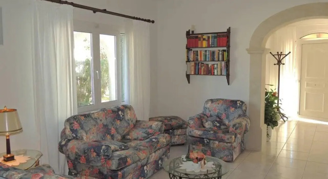 Villa With 2 Bedrooms in Cala Murada, With Private Pool, Enclosed Garden and Wifi Near the Beach, Book Villa Hotels in Cala Murada with Parking, Parking
