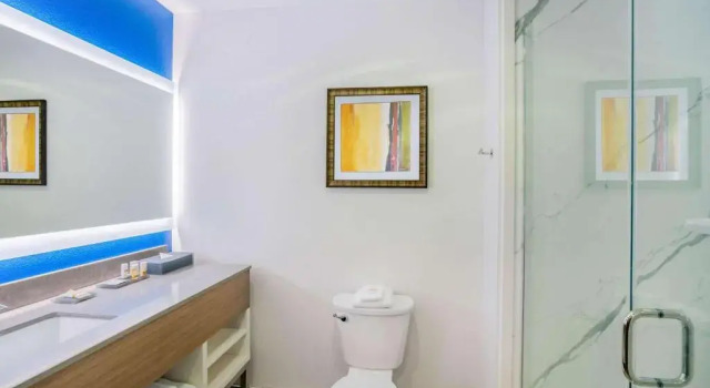 Двухместный номер Superior La Quinta Inn & Suites Katy-Mills by Wyndham Katy