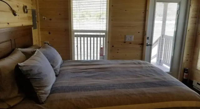 Deluxe Sviitti Castle Gate RV Park