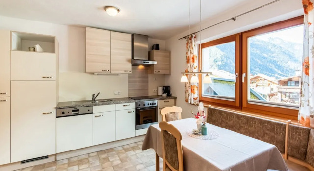 Апартаменты с балконом Nice Apartment in Umhausen With a Terrace