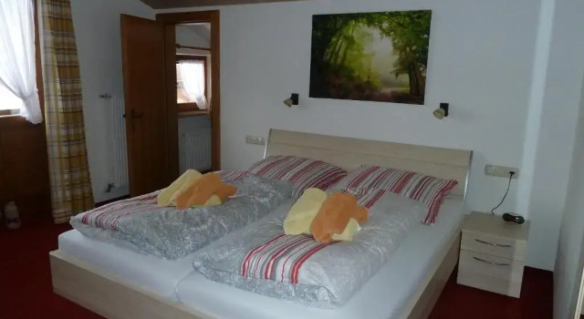 Семейные апартаменты с 2 комнатами Haus im Kurpark