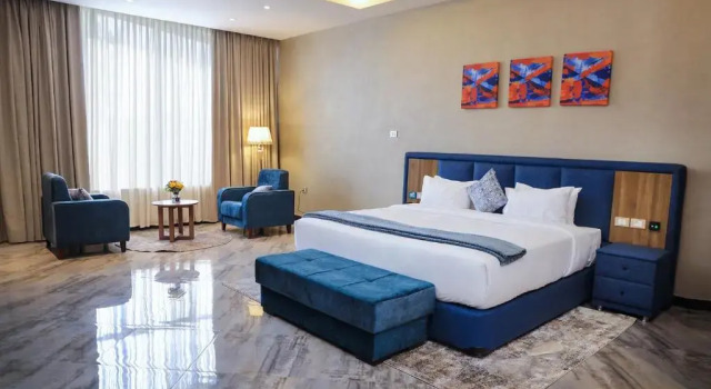 Студия Deluxe South Gate Hotel Apartment
