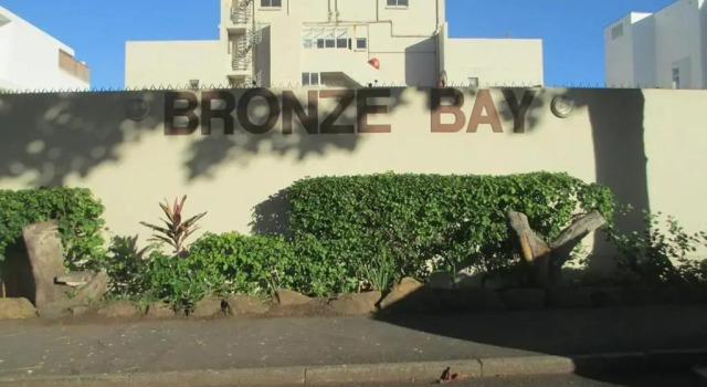Апартаменты 22 Bronze Bay
