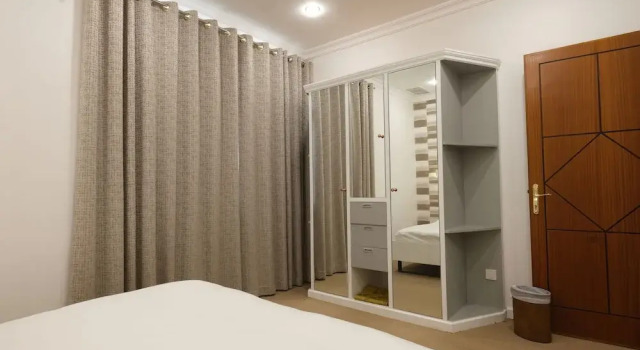 Divona hotel, Rezervați Hotel Hoteluri în Al-Kuwait cu parcare, aproape de Kuwait Universal Institute, Parcare