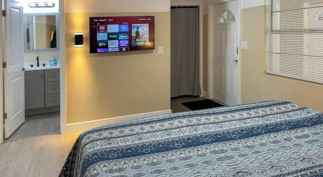 TriLuxe Inn & Studios, Забронировать Гостевой дом Айона Fort Myers Area