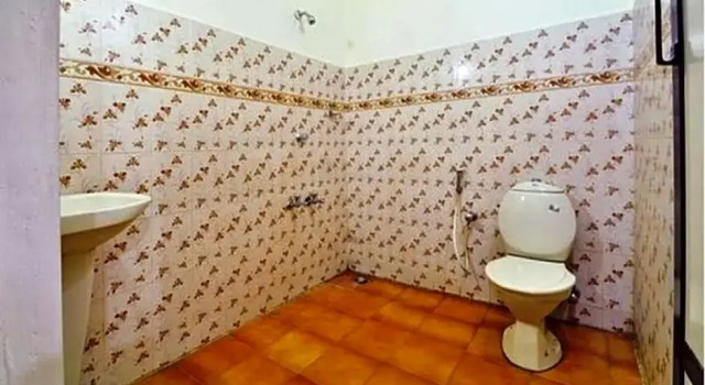 Четырёхместный номер Deluxe с красивым видом из окна Hotel Srinivas