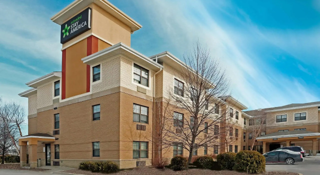 Кровать в общем номере Candlewood Suites Southfield - Detroit by IHG
