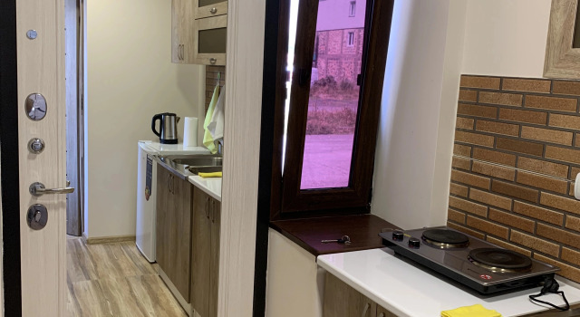 Трёхместные апартаменты с 2 комнатами Armans House Sevan