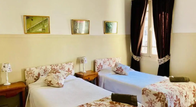 Двухместный номер Standard Hostal Plaza Londres 77