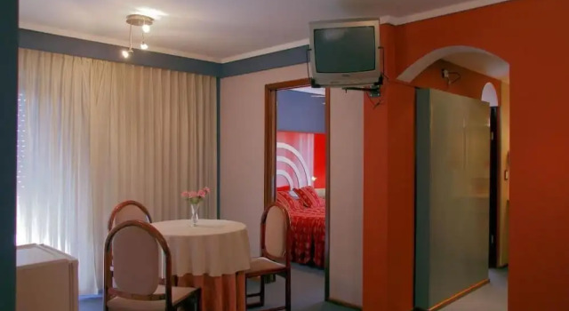 Люкс Classic с балконом Hotel Gran International