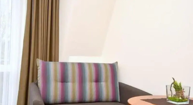 Hotel & Restaurant Zum Deutschen Hause, Buchen Sie Hotel Hatten Niedersachsen