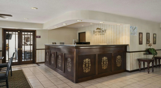 Baymont by Wyndham Whitewater, Buchen Sie Hotel Whitewater Wisconsin