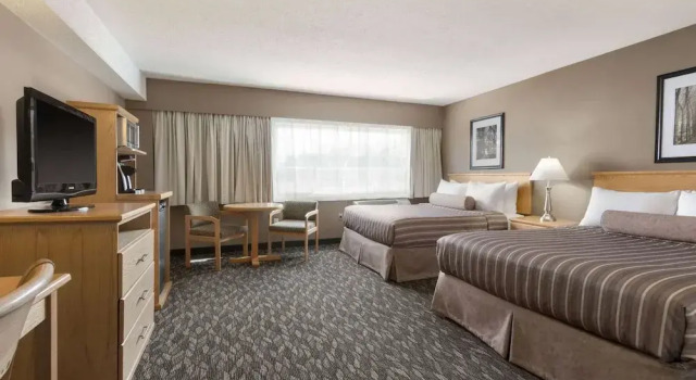 Шестиместный номер Standard Best Western Prince George Downtown