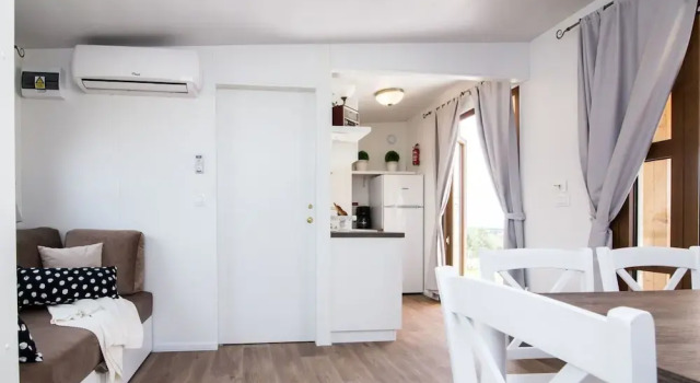 Spacious Villa in Biograd na Moru With Pool, Забронировать Вилла Виллы Биоград-на-Мору, рядом с Пляж Бошана, Вилла