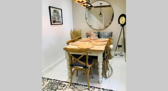Newly Renovated 5 Star Cosy-Up Romantic Cottage Longleat & Centre Parcs 5 min, Забронировать Дом для отпуска Уорминстер 