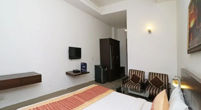 FabHotel Mulberry Retreat, Забронировать Отель Гургаон 