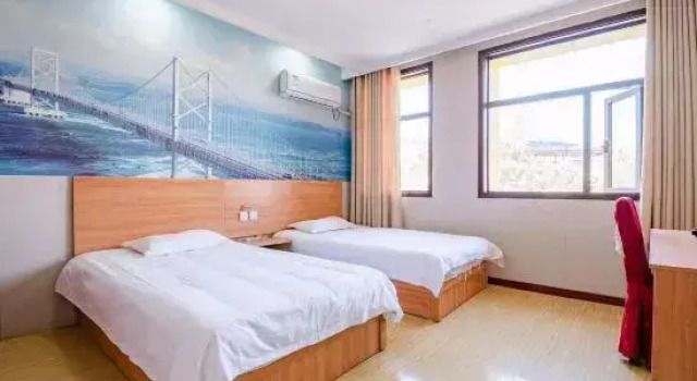 Lantian Hotel, Book Hotel Xinyang Henan