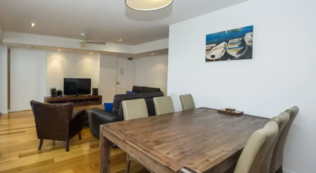 Maggies Beachfront Apt. 13