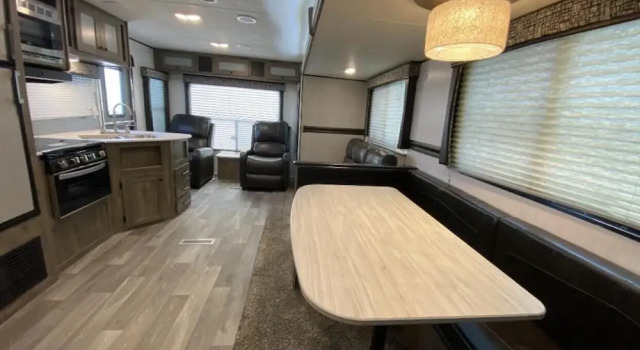 Givens Glamper Heartland W 3 Beds, Outdoor Pool, Views for Days, Забронировать Отель СПА-отели Table Rock Lake, SPA-услуги