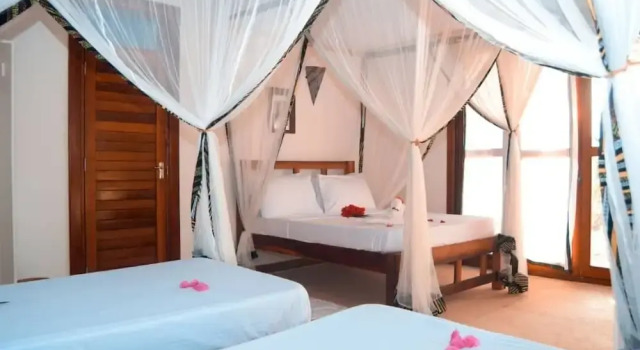 Kusini Beach Bungalows, Varaa Hotelli Hotellit Pvani region uima-altaalla, Uima-allas