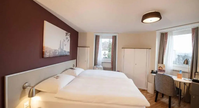 Четырёхместный номер Standard Sorell Hotel Rex Zürich