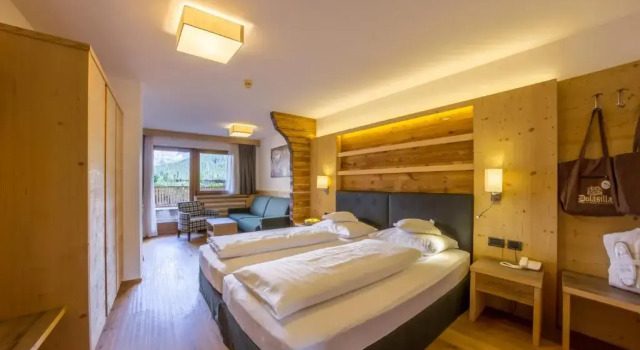 Полулюкс Hotel Dolasilla