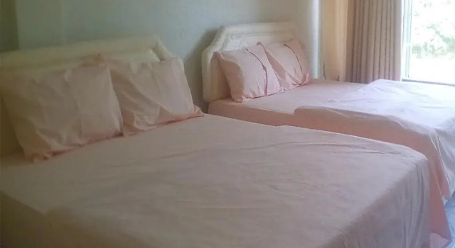 Eminence Hotel