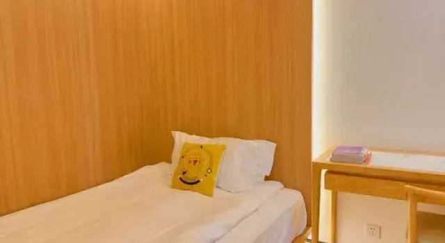 Люкс Deluxe Zhuoyue Health Hot Spring Homestay