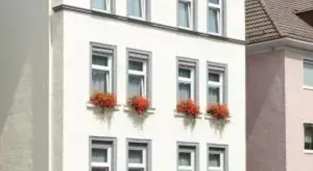 Pension am Heusteig, Забронировать Отель Штутгарт-Митте Штутгарт, рядом с Церковь Стифтскирхе