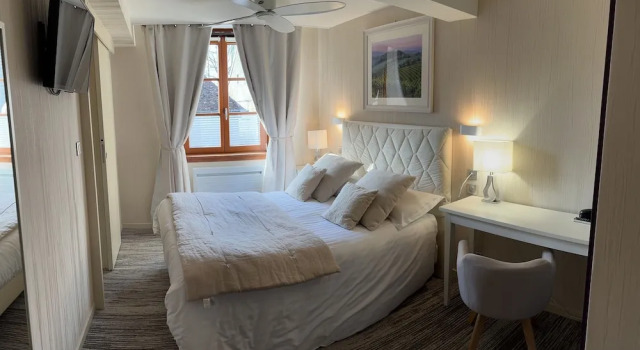 Двухместный номер Standard Logis Hôtel des Messageries