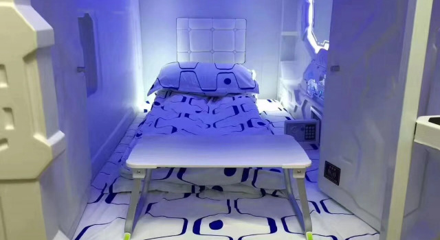 Riccarton Capsule Hotel, Забронировать Капсульный отель Куала-Лумпур Федеральная территория Куала-Лумпур, рядом с Озерный парк Титивангса