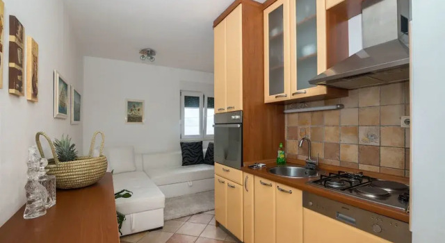 Apartment Zorica, Забронировать Апартаменты/квартира Арбания Трогир