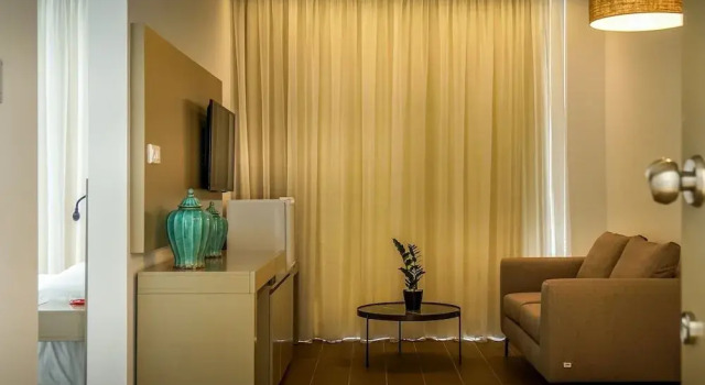 Eden Seniors Resort, Book Ferieresort Hoteller i Tersefanou med parkering, Parkering