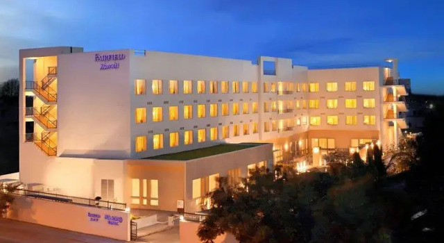 Номер Premium Fairfield by Marriott Coimbatore