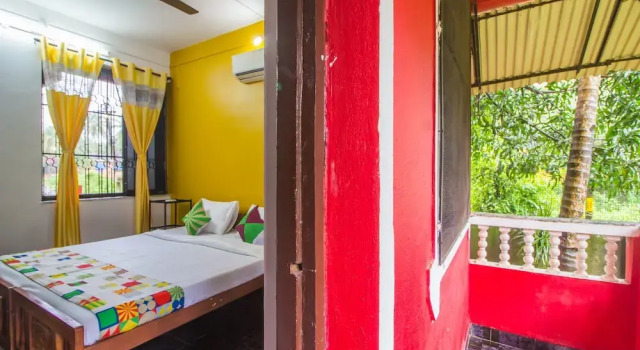 OYO 17115 Home Spacious Stay Morjim Beach, Prenota Hotel Morjim 