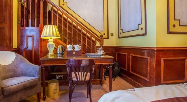 Двухместный номер Standard London Elizabeth Hotel