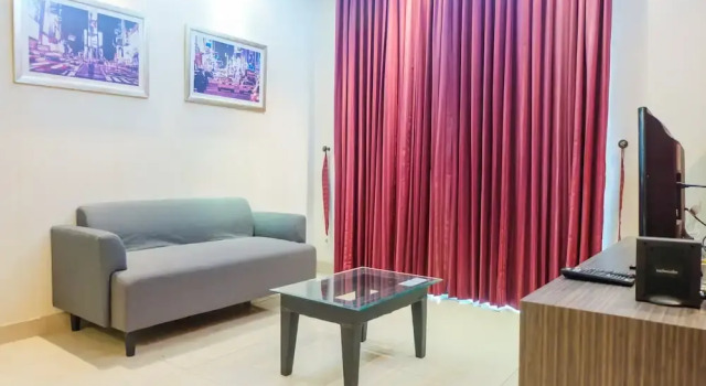 1BR @ Hampton's Park Apartment, Prenota Appartamento Hotel a Giacarta con piscina, Piscina