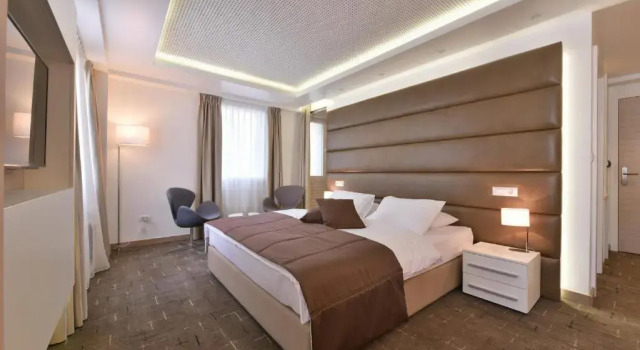 Номер Deluxe Apeiro City Avant-garde Hotel